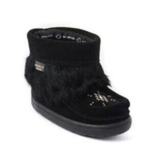 Manitobah Mukluks Kids Black Suede Snowy Owlet Faux Fur Waterproof Boot Size 8